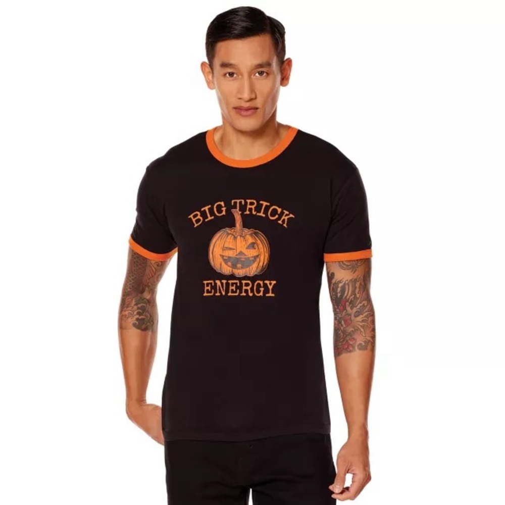 Spirit Halloween Big Trick Energy Jack-o’-lantern Tee NWT!